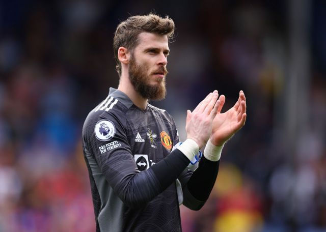 David de Gea: Manchester United goalkeeper wins Golden Glove - BBC Sport