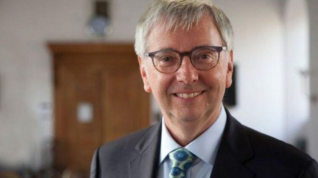Profesör Stephen Toope