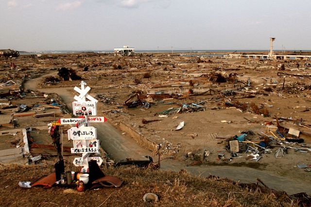 Distrito de Yuriage que foi devastado pelo terremoto e tsunami que atingiram o nordeste do Japão em 11 de março de 2011