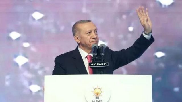 அதிபர் எர்துவான்