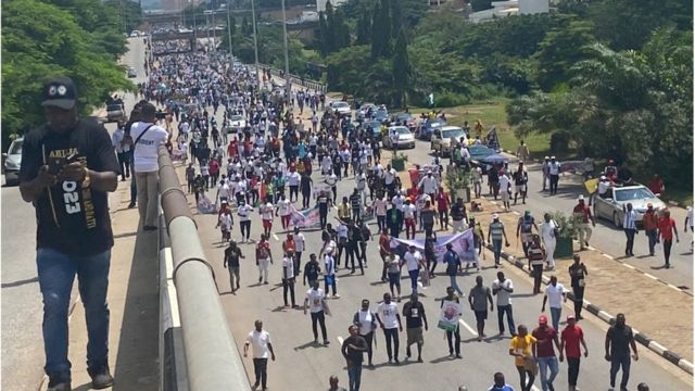 Peter Obi: Thousands march for di Labour Party presidential candidate for  Abuja - BBC News Pidgin