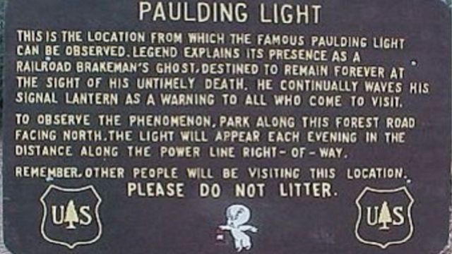 Letrero que señala la ubicación de las luces de paulding 