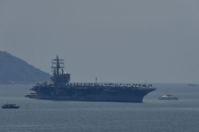 Nhóm tác chiến tàu sân bay USS Ronald Reagan