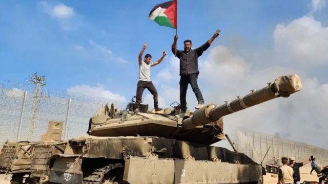 حرب غزة: لماذا استغرقت إسرائيل وقتا طويلا للتعامل مع هجوم 