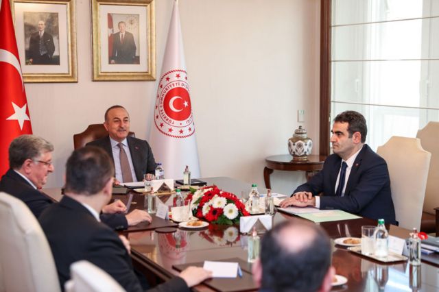 Bakan Çavuşoğlu ve Suriyeli muhaliflerin heyeti 