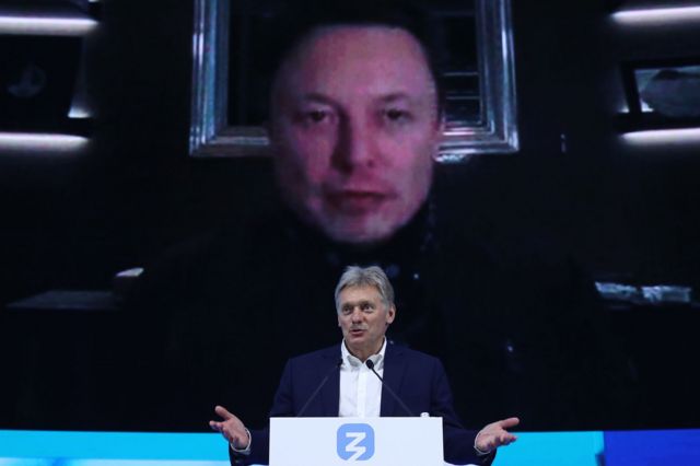 В 2021 году Илон Маск неожиданно выступил на российском форуме “Новое знание”