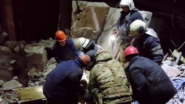 Пошуково-рятувальна операція у Лисичанську