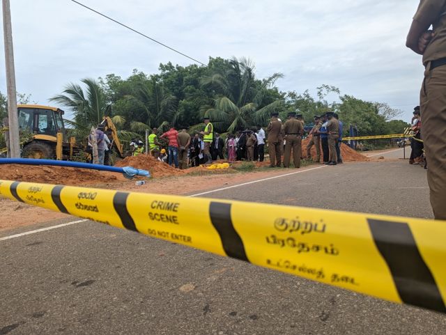 புதைக்குழிகள் குறித்த விசாரணைகள் முறையாக மேற்கொள்ளப்பட வேண்டும் என தன்னார்வல அமைப்புகள் தெரிவிக்கின்றன