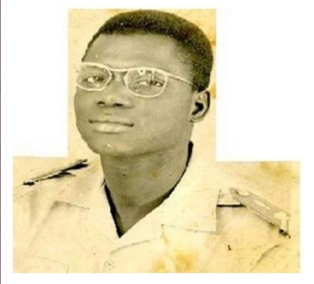 Louis Antoine Mbaye en tenue militaire