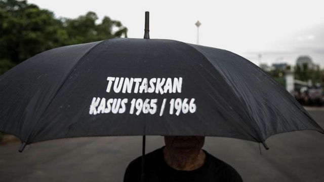 Tuntutan penuntasan kasus pelanggaran HAM berat 1965-1966