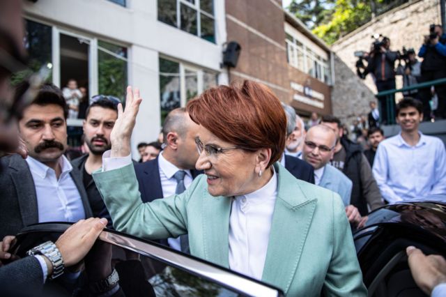 meral akşener