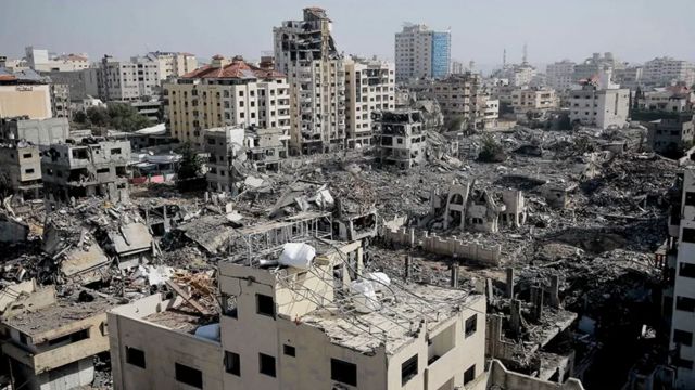 Các tòa nhà bị phá hủy ở phía bắc thành phố Gaza sau nhiều tuần bị Israel ném bom
