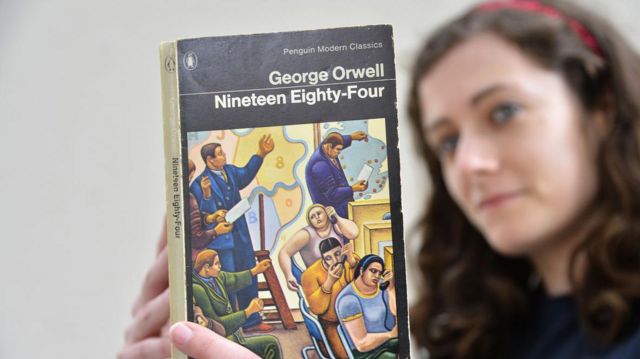 Tiểu thuyết kinh điển 1984 là sách bán chạy nhất năm 2022 trên nền tảng litres của nga  bbc news tiếng việt