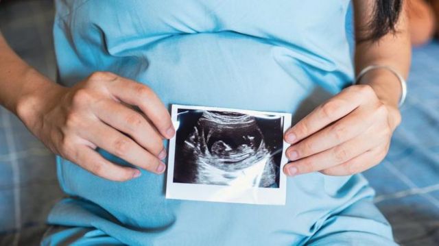 Hamile kadının ultrason görüntüsü