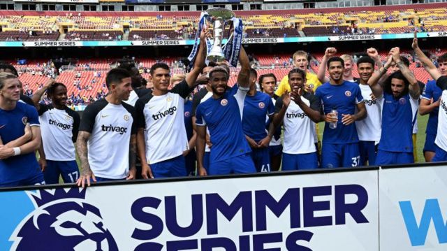 Chelsea players lift summer series trophy