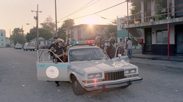 Policías en Miami