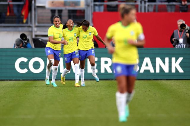 Seleção brasileira de futebol feminino