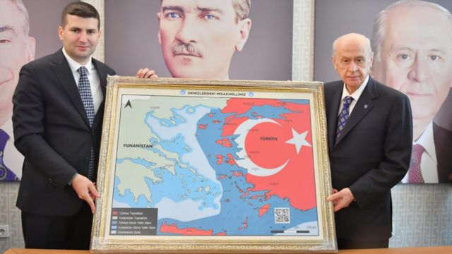MHP lideri Devlet Bahçeli’nin Ülkü Ocaklarına hediye ettiği harita