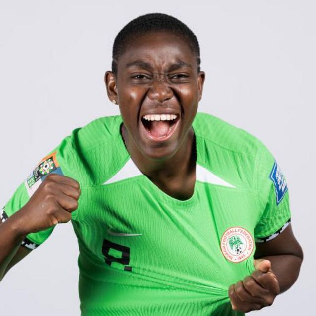 Asisat Oshoala en la sesión fotográfica previa al mundial.