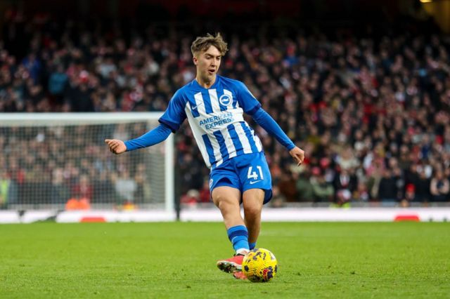 Brighton midfielder Jack Hinshelwood