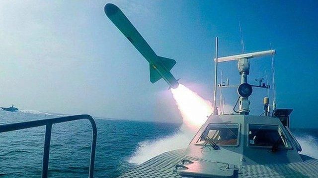 نیروی دریایی سپاه پاسداران در روزهای اخیر رزمایشی را با هدف «دفاع مستحکم از جزایر ایرانی در خلیج فارس» آغاز کرده است
