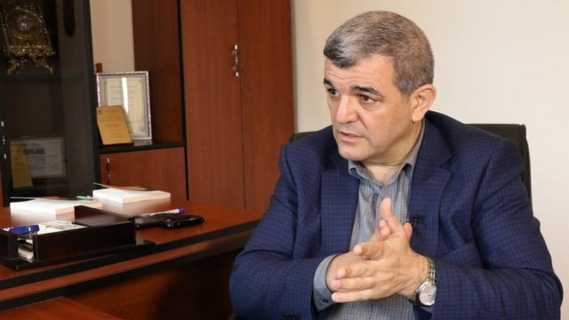 فیضل مصطفی به عنوان یک چهره ضد ایران در مجلس ملی جمهوری آذربایجان شناخته می‌شود