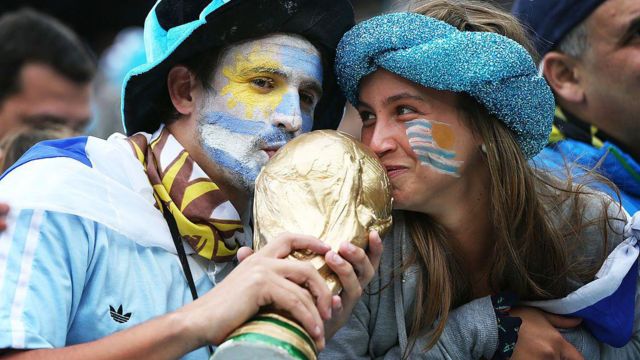 ARGENTINA – URUGUAY: EL PARTIDO DONDE SE INVENTÓ EL FÚTBOL III