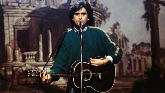 Умер итальянский певец Тото Кутуньо. Ему было 80 лет - BBC News Русская ...