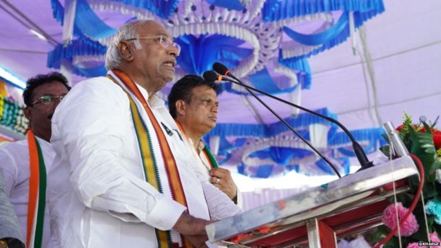 காங்கிரஸ் கட்சியின் தலைவர் மல்லிகார்ஜன் கார்கே