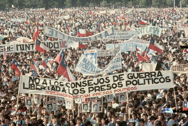 Protesta masiva noviembre 1983