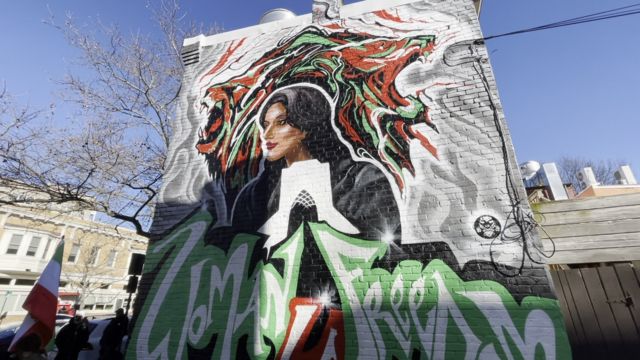 نقاشی دیواری مهسا امینی در واشنگتن