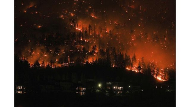 Incendio forestal, Columbia Británica, Canadá