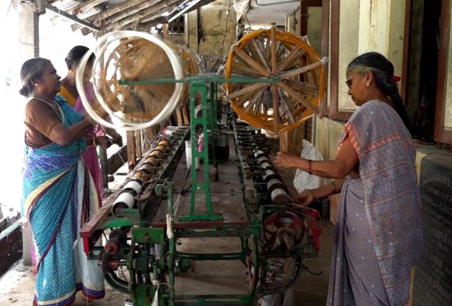 நெசவாளர்கள்