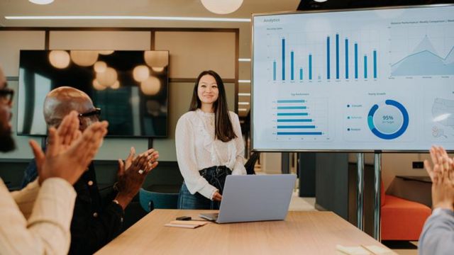 12 மணி நேரம் வேலை, வேலைப்பளு, விடுமுறை, பணிச்சுமை