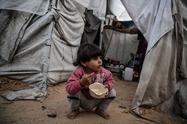 مخيمات اللاجئين في خان يونس بغزة في 03 ديسمبر/كانون الأول 2023