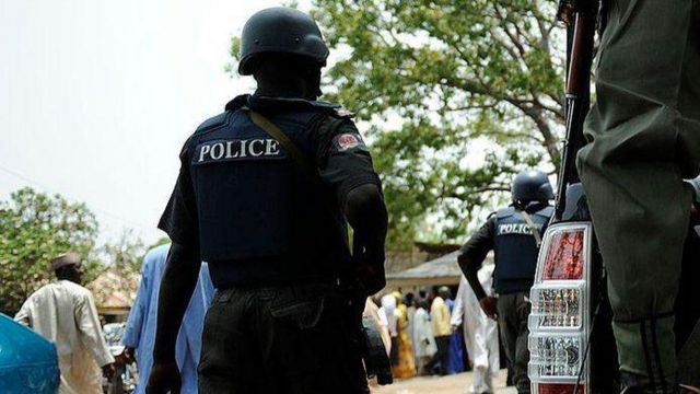 Ndị tọọrọ osee foto n'Abia steeti anawala N50m - BBC News Ìgbò