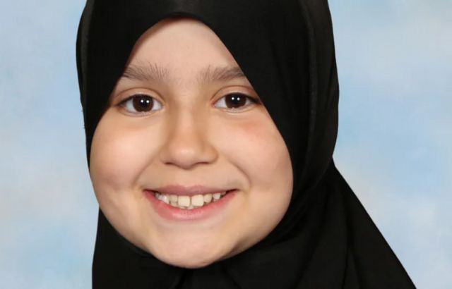 सारा शरीफ़