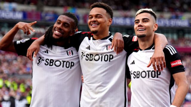 Fulham players celebrate