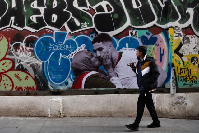 மொரோக்கோ வீரர் ஹக்கிமிக்கு  தாயின் அன்பு தந்த வெற்றி