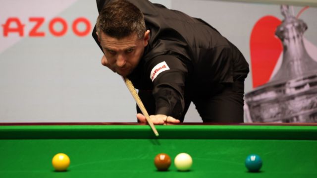 World Snooker Championship 2024 LIVE: Gary Wilson vs Stuart Bingham ...