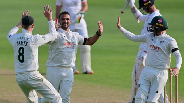 Nottinghamshire celebrate a wicket