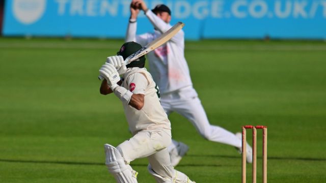 Haseeb Hameed caught by James Vince