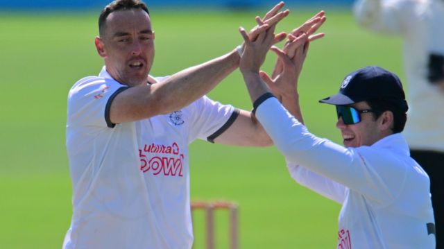 Kyle Abbott celebrates taking wicket