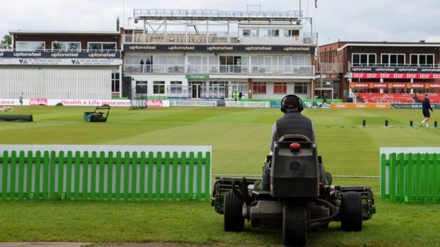 Groundstaff at Grace Road, Leicester