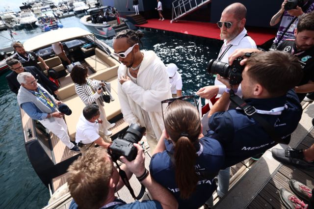 Lewis Hamilton arrives in Monaco