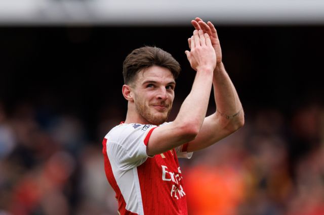 Declan Rice applauds the Arsenal fans