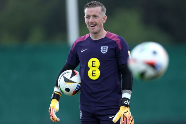 Jordan Pickford in England training