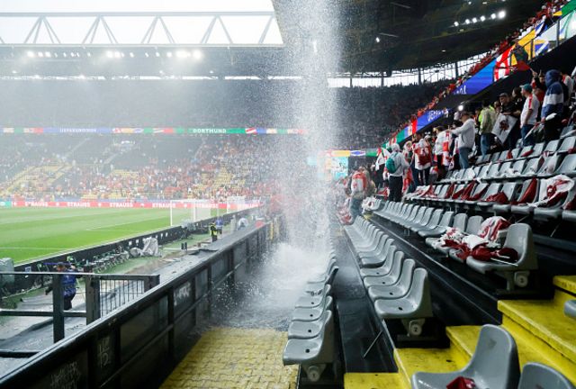 Dortmund's stadium rainfall
