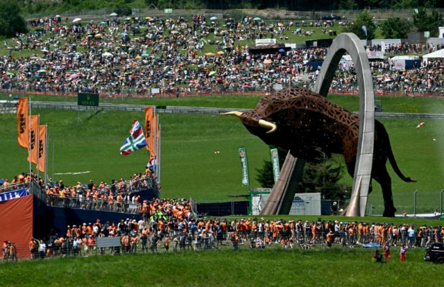 The bull statue at the Red Bull Ring