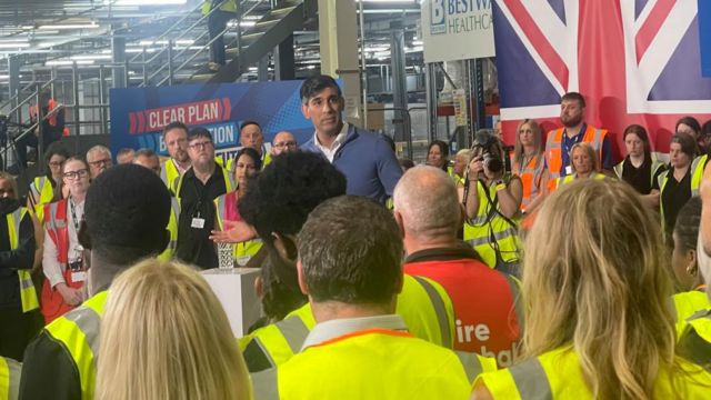 Prime Minister Rishi Sunak speaking to workers in Staffordshire
